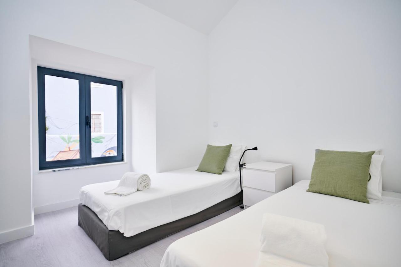 Altido Fabulous 3-Br Apartment In Western Lisboa Exterior foto
